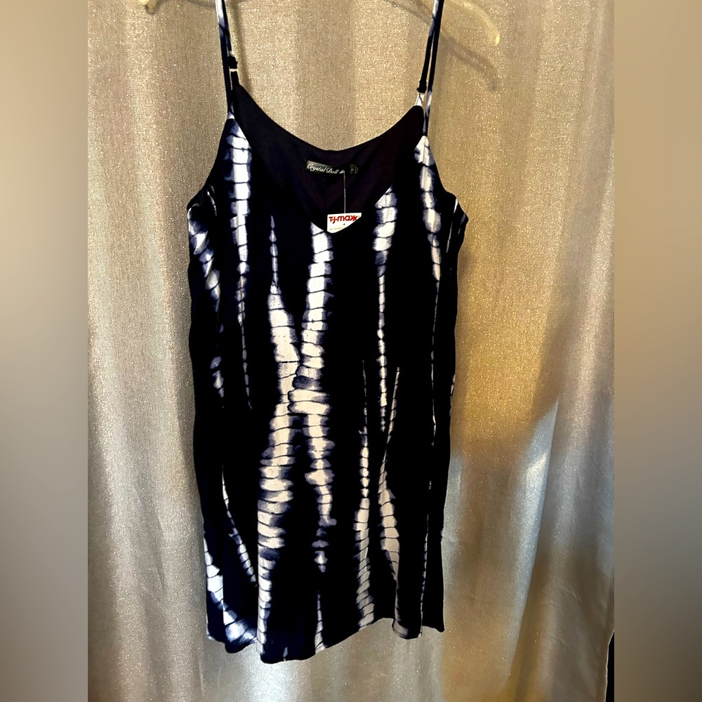 NWT Crystal Doll navy & white tie dye mini with pockets women’s medium